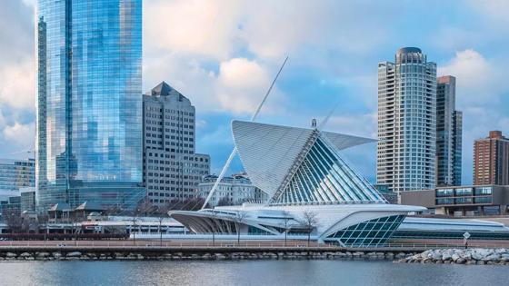 Photo of Northwestern Mutual building in Milwaukee