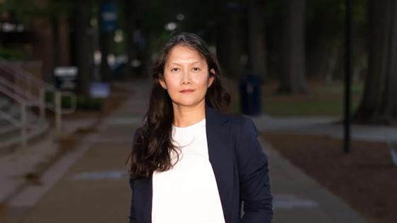Daisy Arenas, ODU Global accounting graduate, will begin an audit internship in summer 2026 after completing nine semesters while leveraging military education benefits earned through her husband's 20 years of Navy service.
