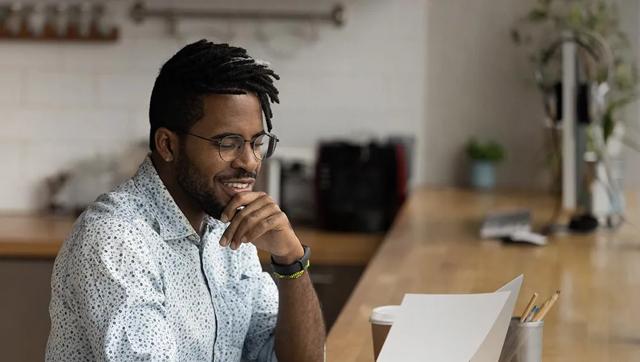 A transfer student reviews his transcripts to see which classes will transfer to ODU.